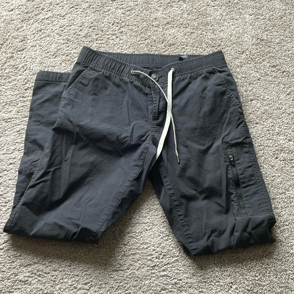 Vuori ripstop pants.
